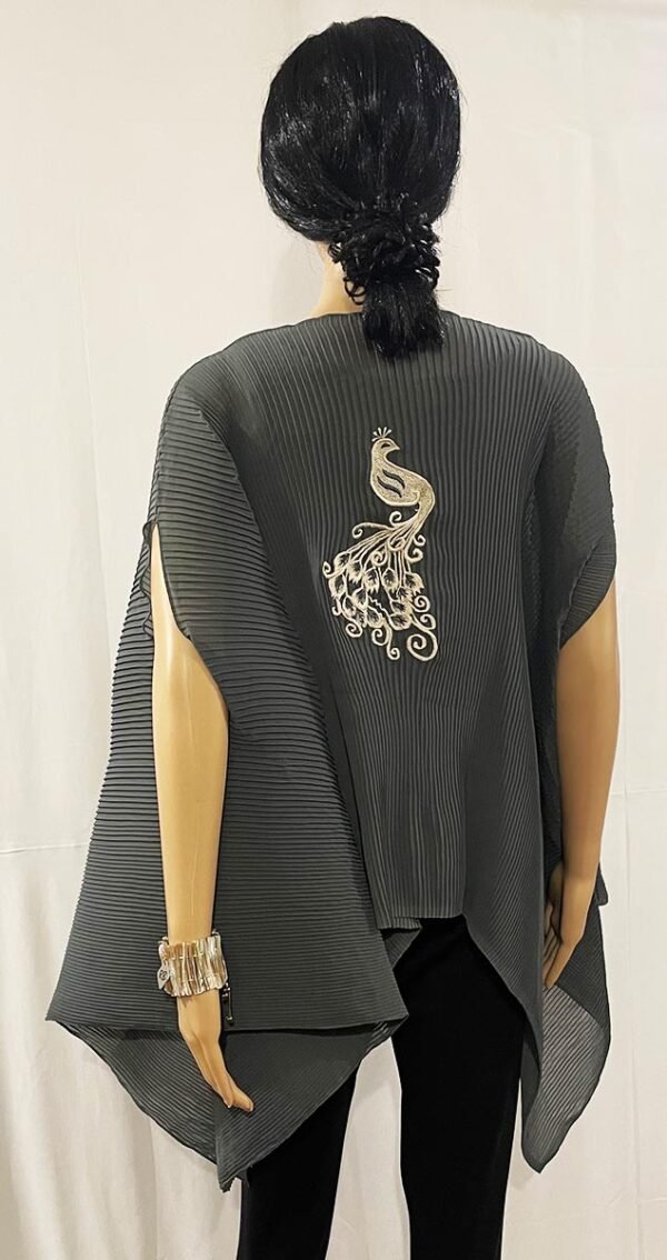 Deep Gray Crinkle Top with a flowing drop at the sides - Image 2