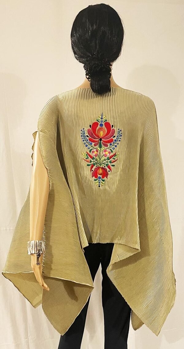 Gold-Cream Crinkle Top with a flowing drop at the sides - Image 2