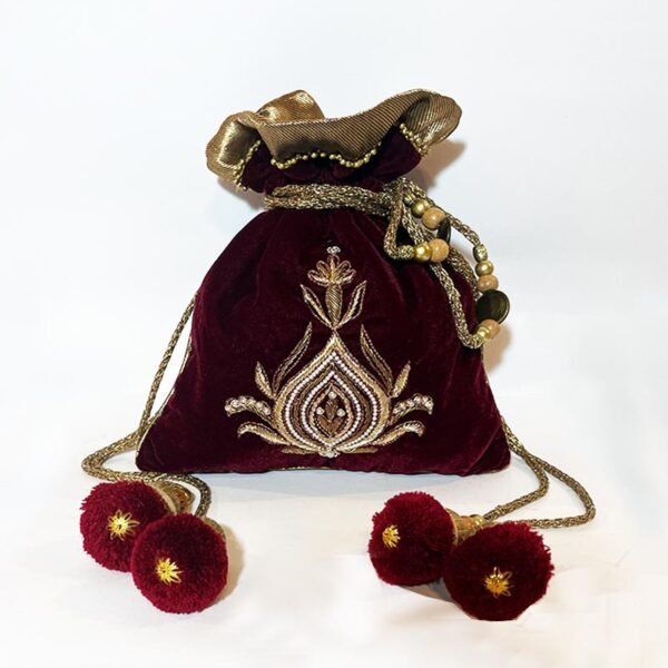 maroon-pearl